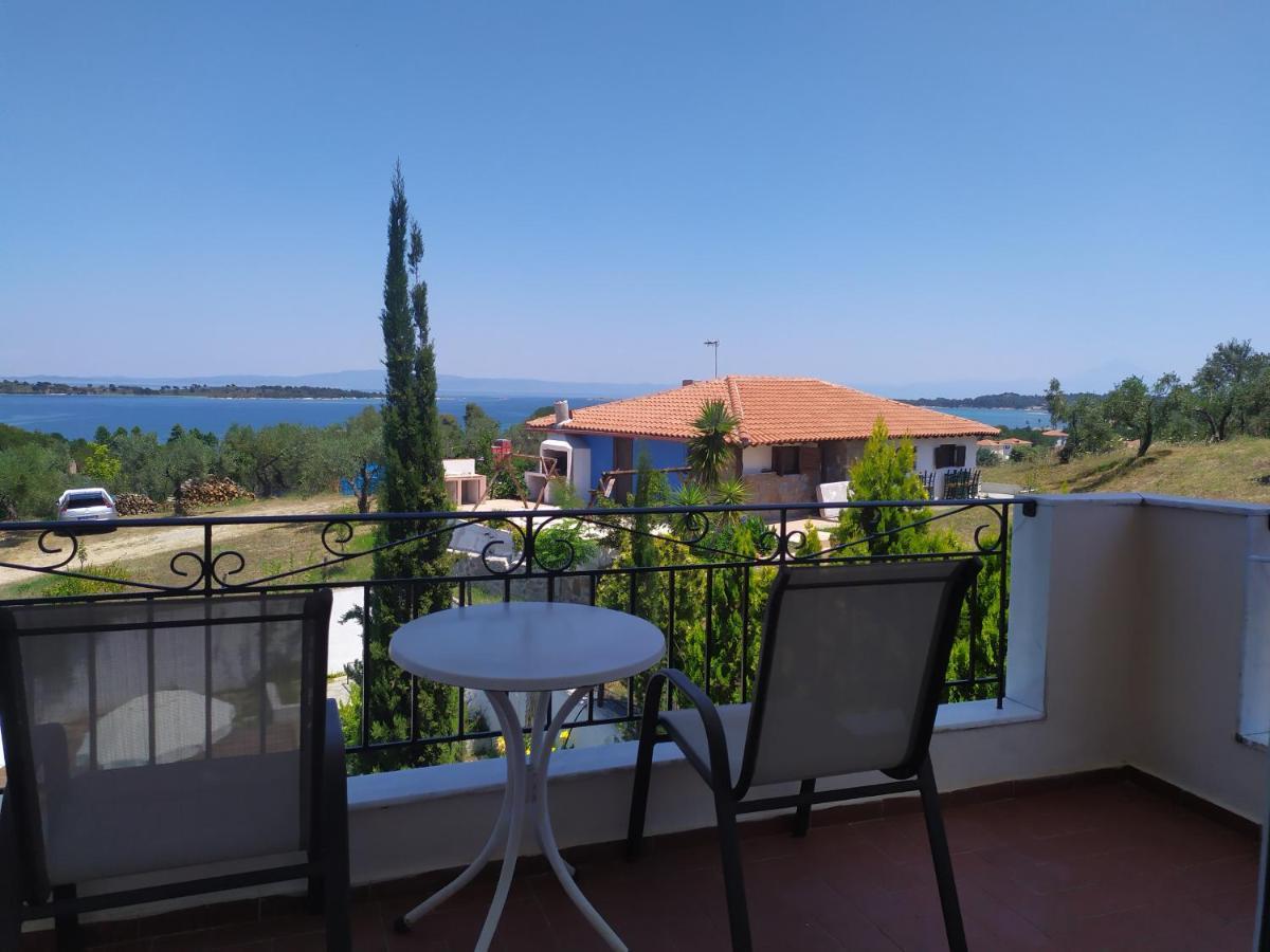 Lofos Vourvourou Apartamento Exterior foto