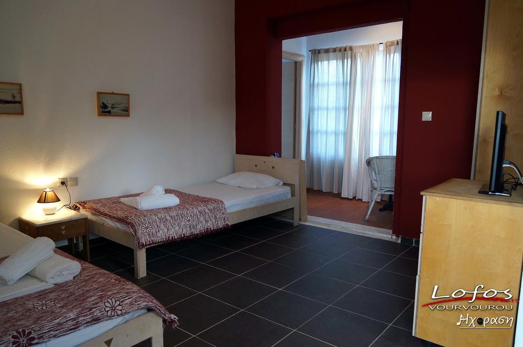 Lofos Vourvourou Apartamento Quarto foto