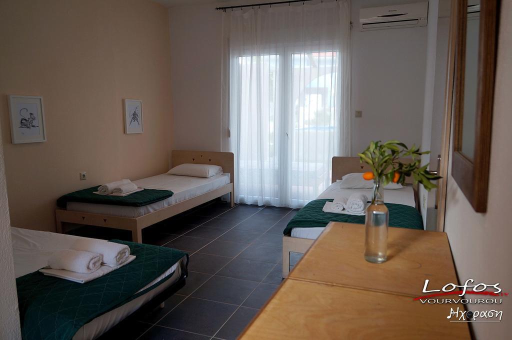Lofos Vourvourou Apartamento Quarto foto