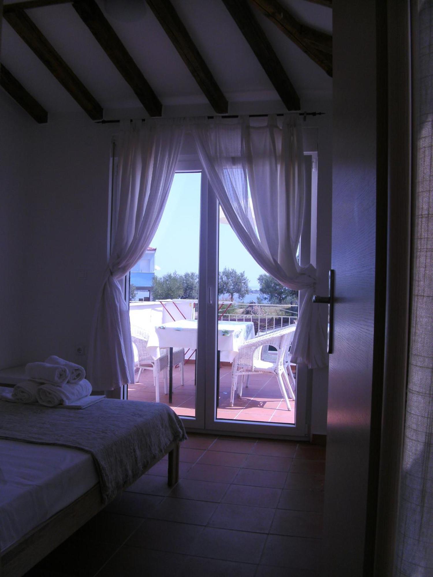 Lofos Vourvourou Apartamento Exterior foto