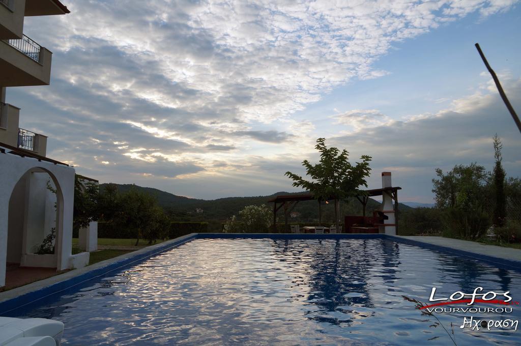 Lofos Vourvourou Apartamento Exterior foto